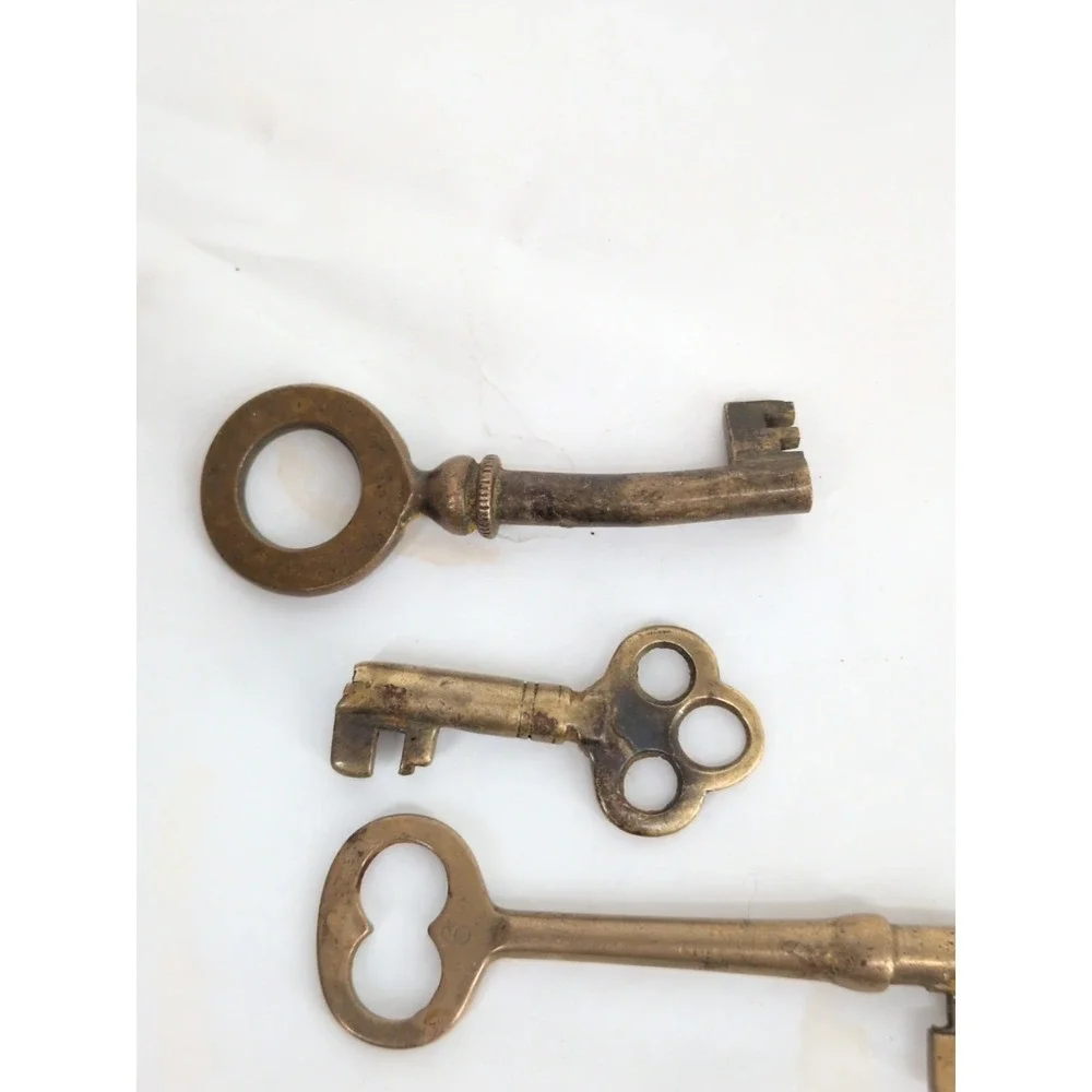 3 Vintage Solid Brass Skeleton Key Open Barrel
